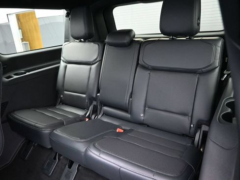 New 2026 Ford Expedition Max Platinum w/ Stealth Performance Package AWD/4WD image 16