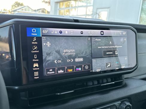 Used 2024 Jeep Wrangler Sport S w/ Convenience Group image 18