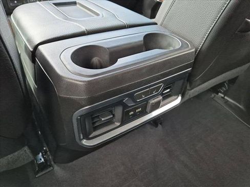 Used 2019 GMC Sierra 1500 Denali w/ Denali Ultimate Package AWD/4WD image 17