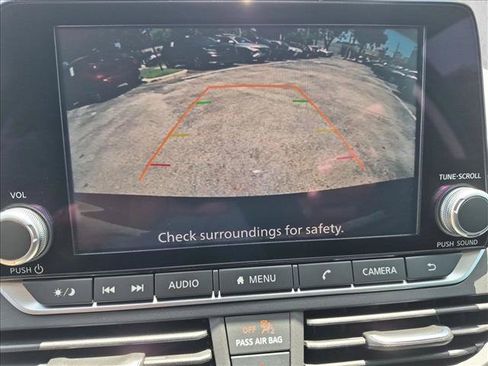 Certified 2025 Nissan Altima 2.5 S FWD image 13