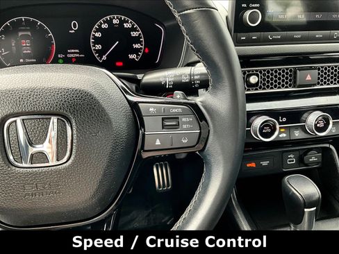 Used 2023 Honda Civic Sport image 11