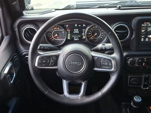 Used 2021 Jeep Wrangler Unlimited Sahara AWD/4WD image 19