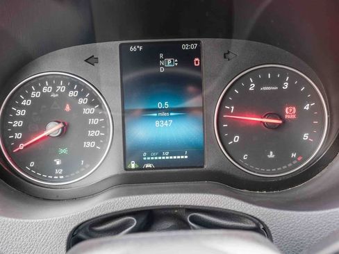 Used 2024 Mercedes-Benz Sprinter 2500 image 24