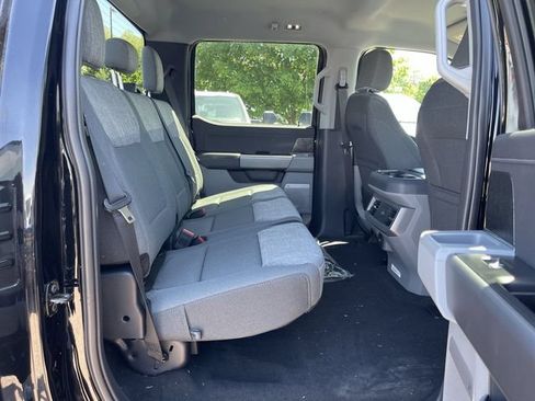 New 2026 Ford F250 XLT w/ XLT Premium Package AWD/4WD image 23