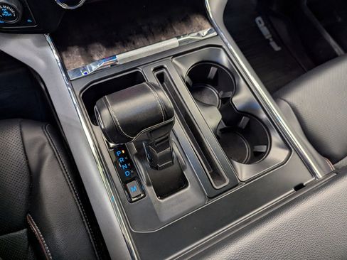 Certified 2023 Ford F150 Lariat w/ FX4 Off-Road Package image 16