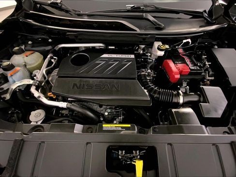 Used 2025 Nissan Rogue SV AWD/4WD image 10