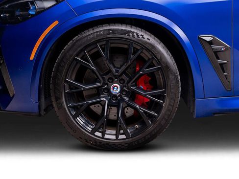 Used 2022 BMW X5 M Competition w/ Competition Package 2 image 18