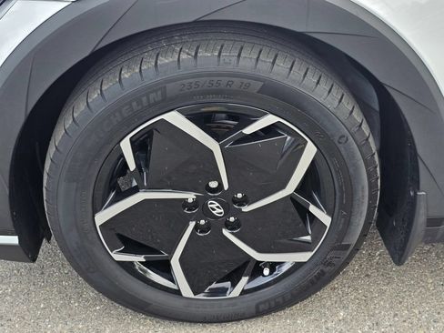 Certified 2024 Hyundai Ioniq 5 SEL AWD/4WD image 9