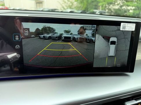 New 2026 Hyundai Ioniq 9 SEL image 18