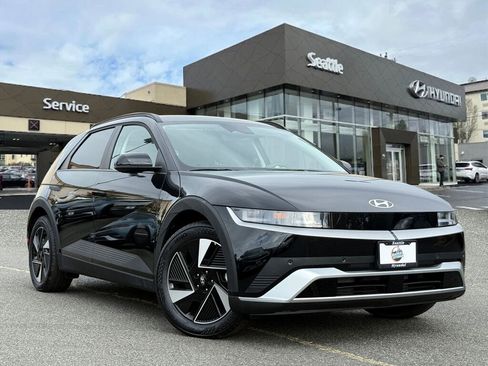New 2025 Hyundai Ioniq 5 SEL image 1