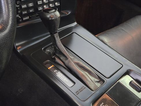 Used 1996 Chevrolet Corvette Convertible image 15