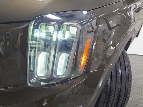 Used 2023 Kia Telluride SX X-Line AWD/4WD image 29