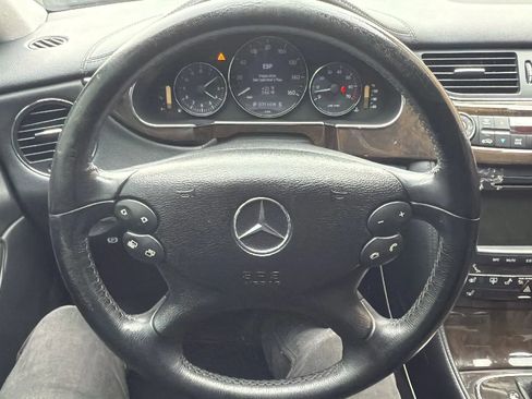 Used 2007 Mercedes-Benz CLS 550 CLS 550 Coupe 4D image 10