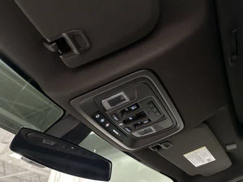 Used 2020 Chevrolet Silverado 1500 LT Trail Boss AWD/4WD image 21