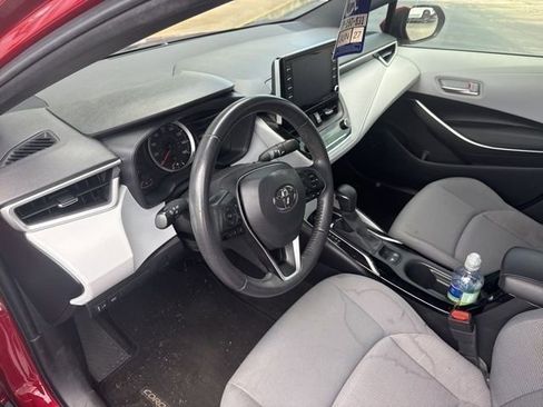 Used 2022 Toyota Corolla SE FWD image 34