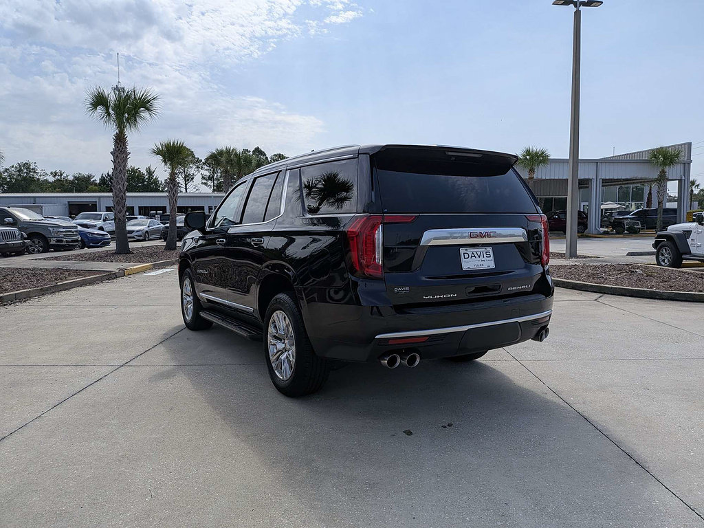 Used 2024 GMC Yukon Denali AWD/4WD image 5