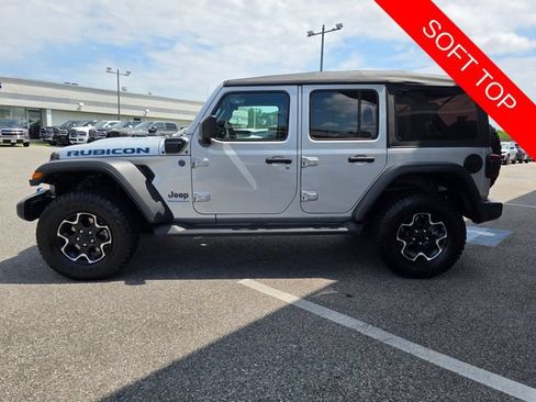 Used 2023 Jeep Wrangler Unlimited Rubicon 4xe w/ Cold Weather Group AWD/4WD image 27