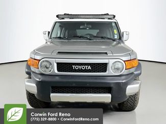 Used 2010 Toyota FJ Cruiser 4WD video 2