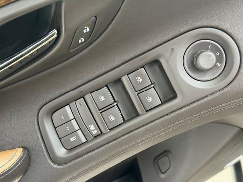 Used 2014 Buick LaCrosse Premium w/ Driver Confidence Package FWD image 25