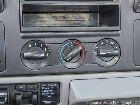 Used 2006 Ford F450 2WD Regular Cab Super Duty image 15