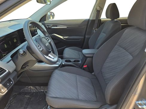 Certified 2026 Kia Seltos LX FWD image 17