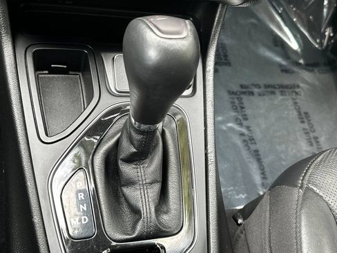 Used 2020 Jeep Cherokee Limited w/ Advanced Safety Group FWD image 26