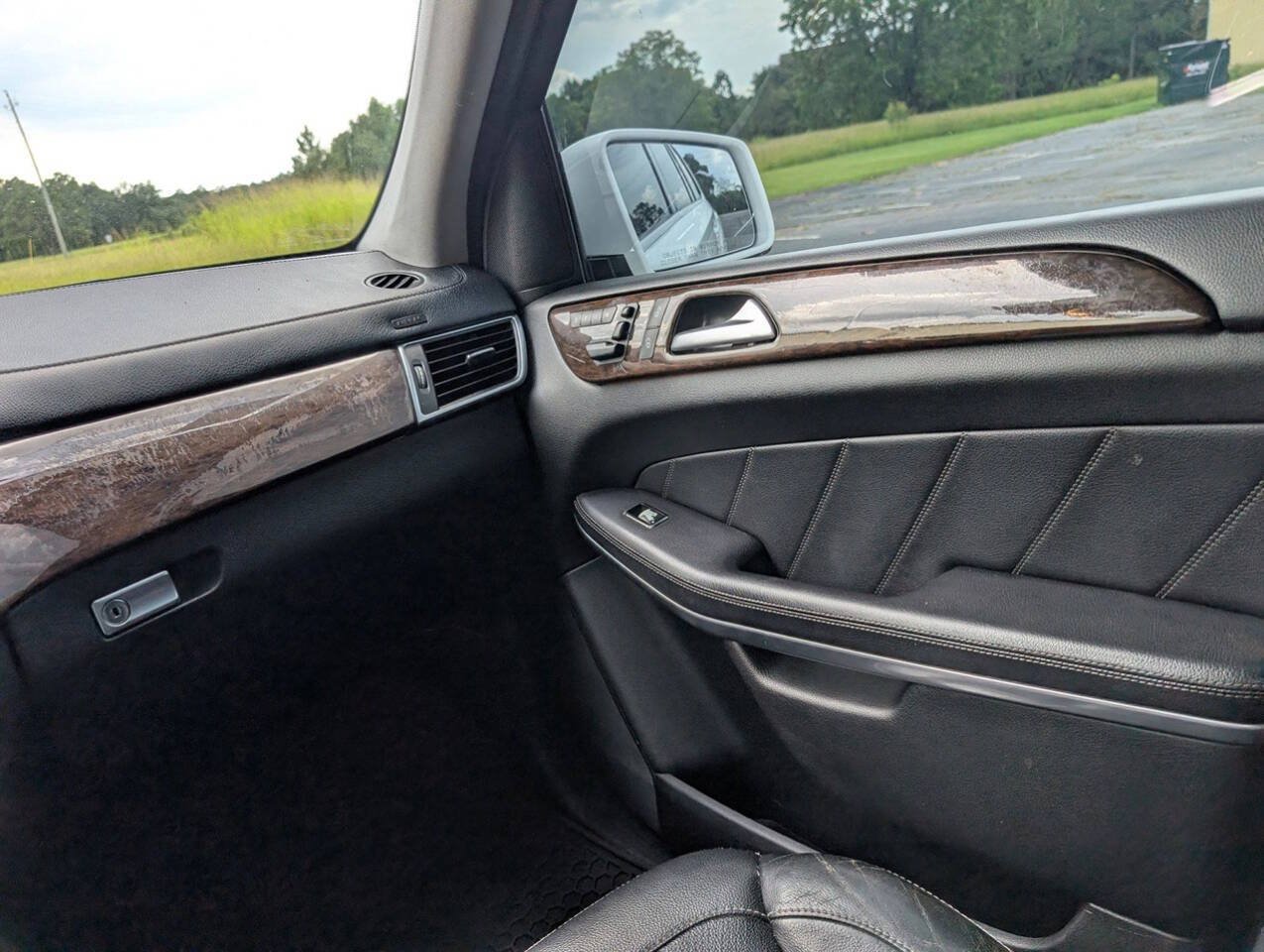 Used 2014 Mercedes-Benz GL 450 4MATIC image 40