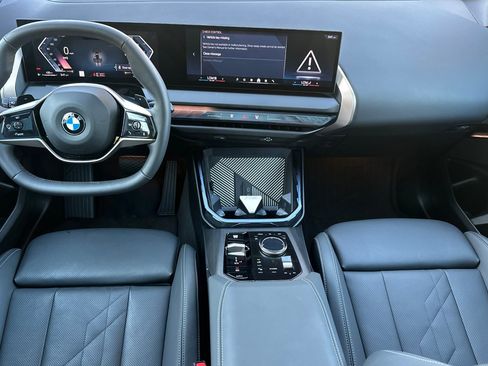 Used 2025 BMW X3 xDrive30i w/ Premium Package image 17