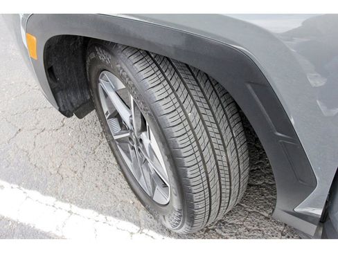 Used 2025 Hyundai Tucson SEL FWD image 33
