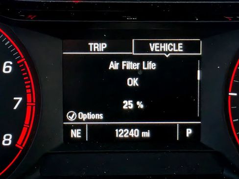 Used 2024 Chevrolet Trax RS w/ Driver Confidence Package FWD image 28