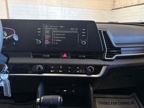 Used 2024 Kia Sportage LX image 27