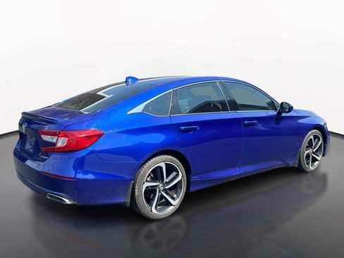 Used 2018 Honda Accord Sport image 3