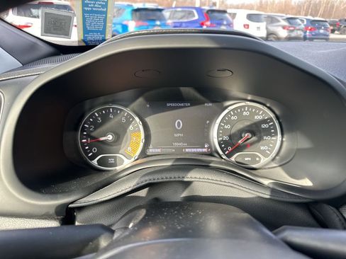 Used 2022 Jeep Renegade Latitude w/ Convenience Group image 15