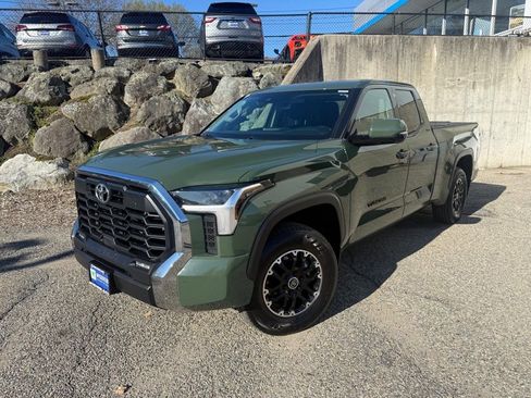 Used 2022 Toyota Tundra SR5 w/ TRD Off-Road Package AWD/4WD image 1