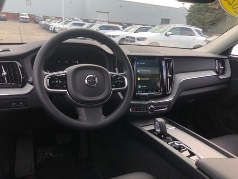 Used 2025 Volvo XC60 T8 Plus w/ Protection Package Premier image 15