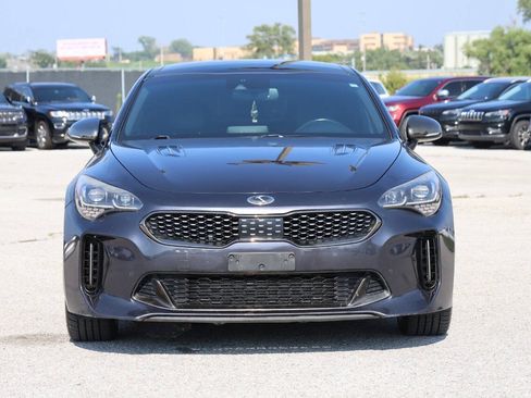Used 2018 Kia Stinger GT1 AWD/4WD image 2