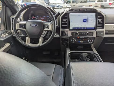 Used 2022 Ford F250 Lariat w/ Black Appearance Package AWD/4WD image 15