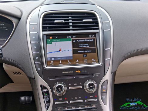 Used 2019 Lincoln Nautilus Select FWD image 17