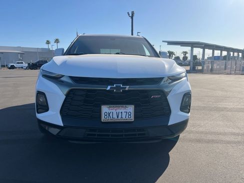 Used 2019 Chevrolet Blazer RS w/ Sun and Wheels Package FWD image 2