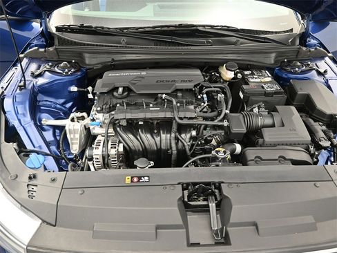 New 2025 Kia K4 LXS image 12