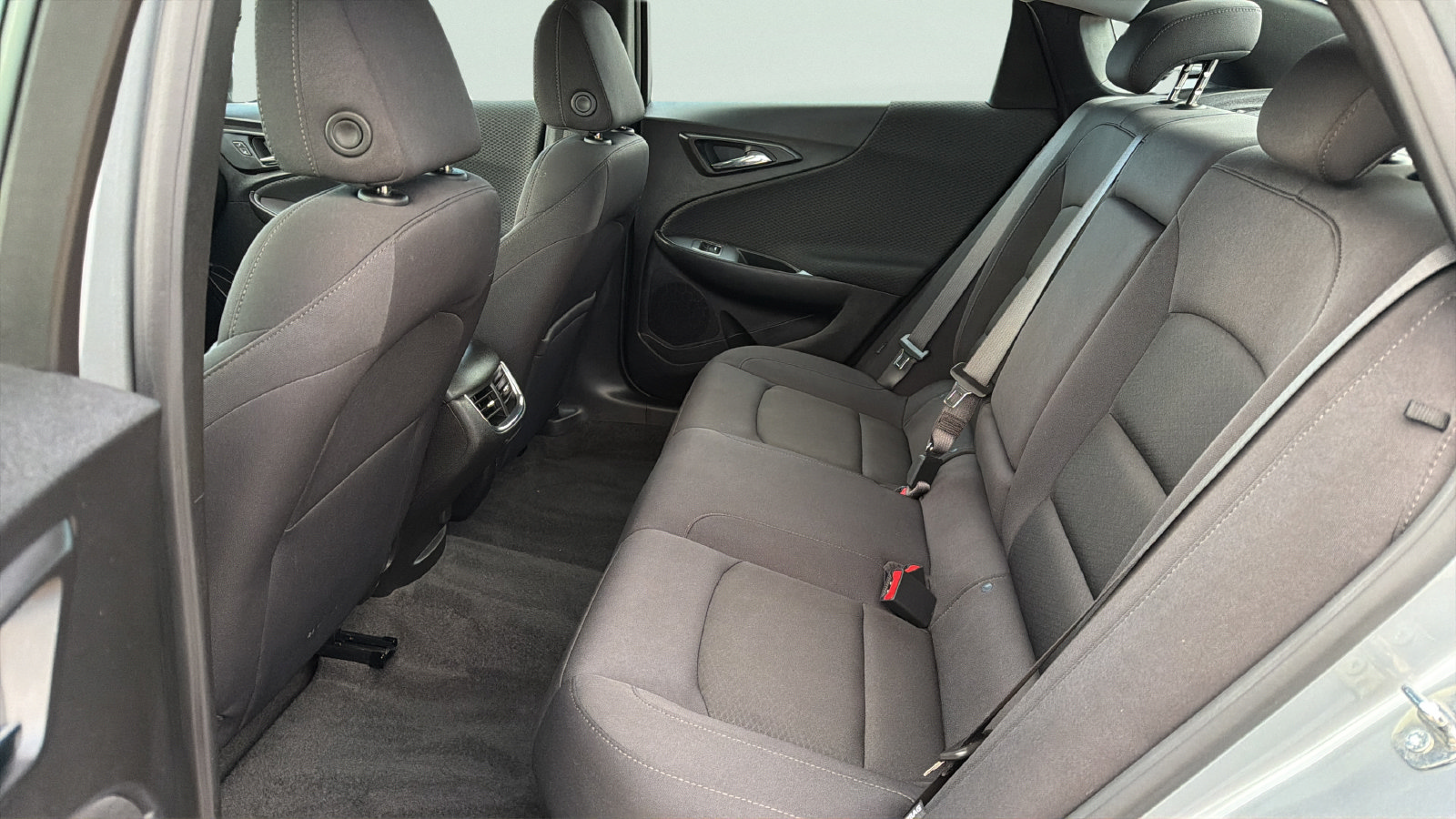 Used 2024 Chevrolet Malibu LT FWD image 24