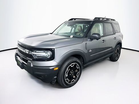Used 2025 Ford Bronco Sport Outer Banks w/ Outer Banks Tech Package+ image 3