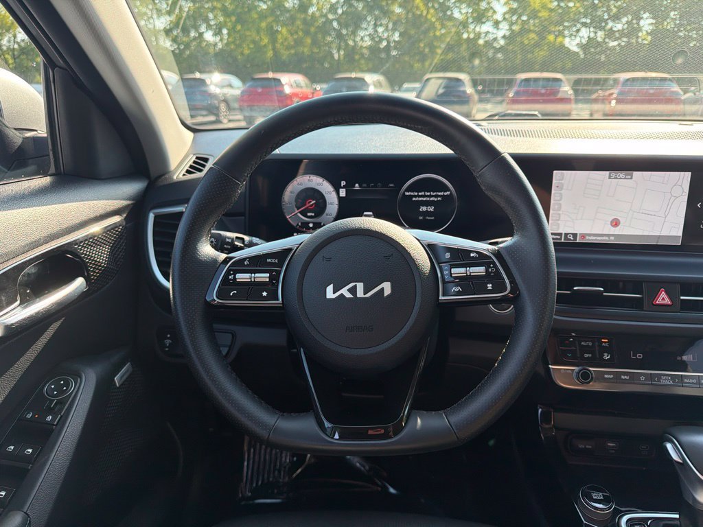 Used 2024 Kia Seltos SX AWD/4WD image 12