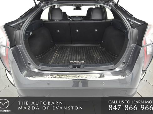 Used 2016 Toyota Prius Four Touring w/ Premium Convenience Package image 32