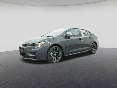 New 2025 Toyota Corolla SE image 17