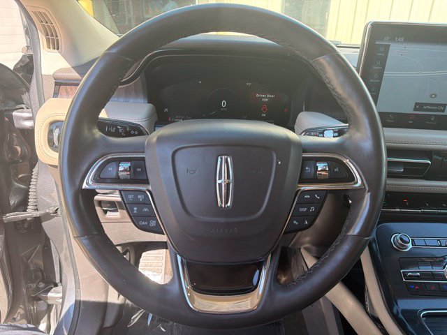 Used 2022 Lincoln Nautilus Reserve w/ Equipment Group 201A FWD image 28