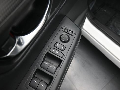 Certified 2025 Honda CR-V EX image 19