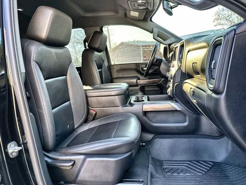 Used 2022 Chevrolet Silverado 2500 LT w/ Convenience Package image 19