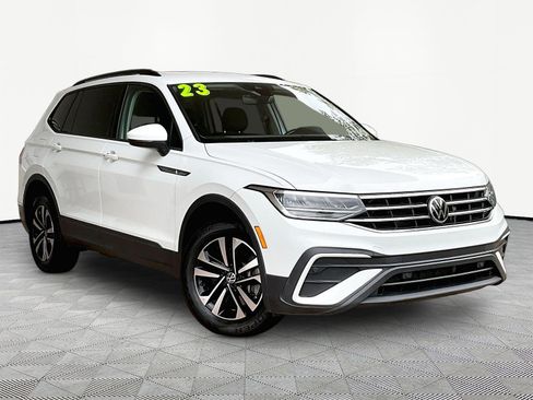 Used 2023 Volkswagen Tiguan S FWD image 3