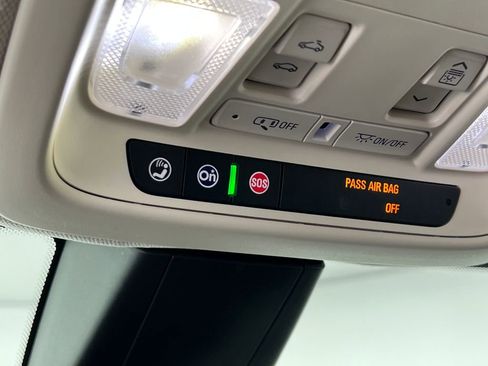Used 2018 Cadillac XT5 Luxury w/ Driver Awareness Package FWD image 39